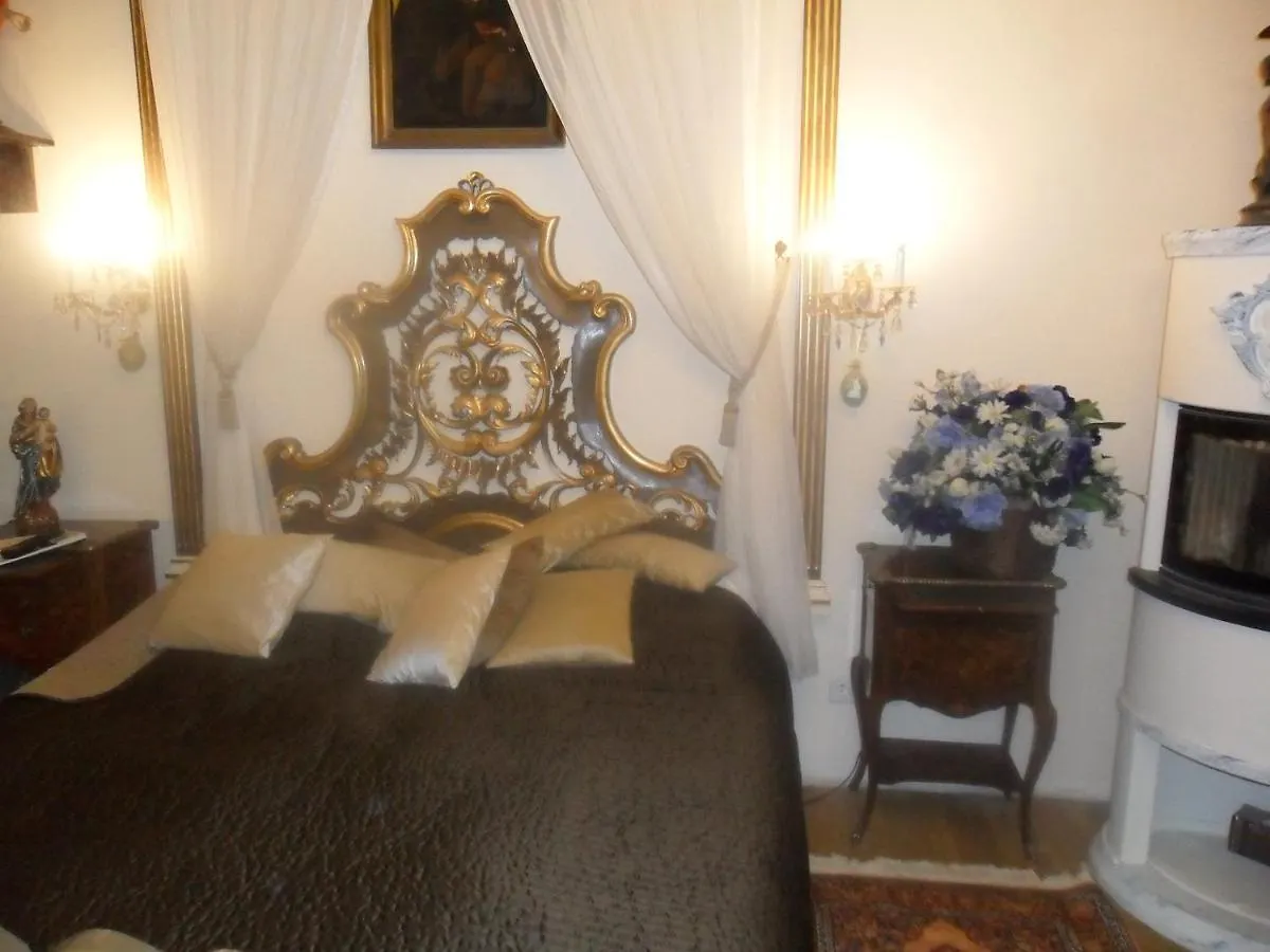 Luxury Near Castle Hotel Viena