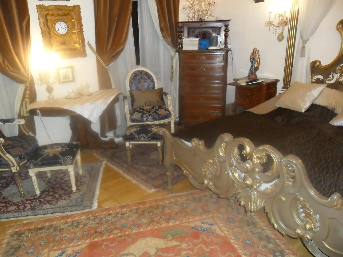 Luxury Near Castle Hotel Viena