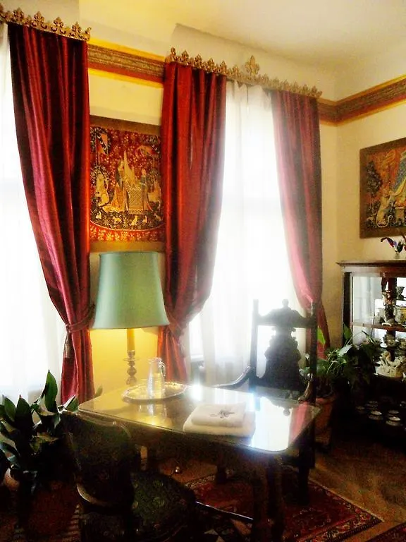 Luxury Near Castle Hotel Viena