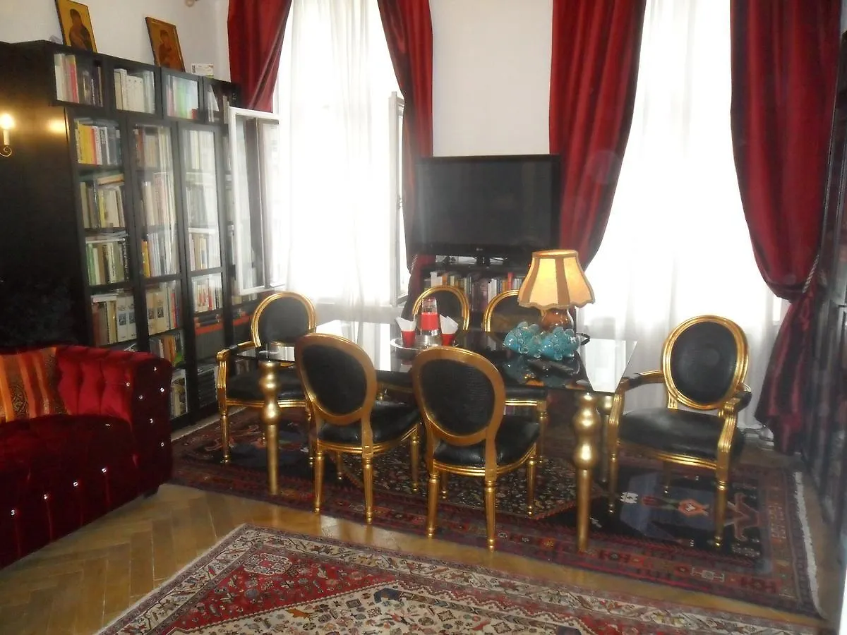 Luxury Near Castle Hotel Viena